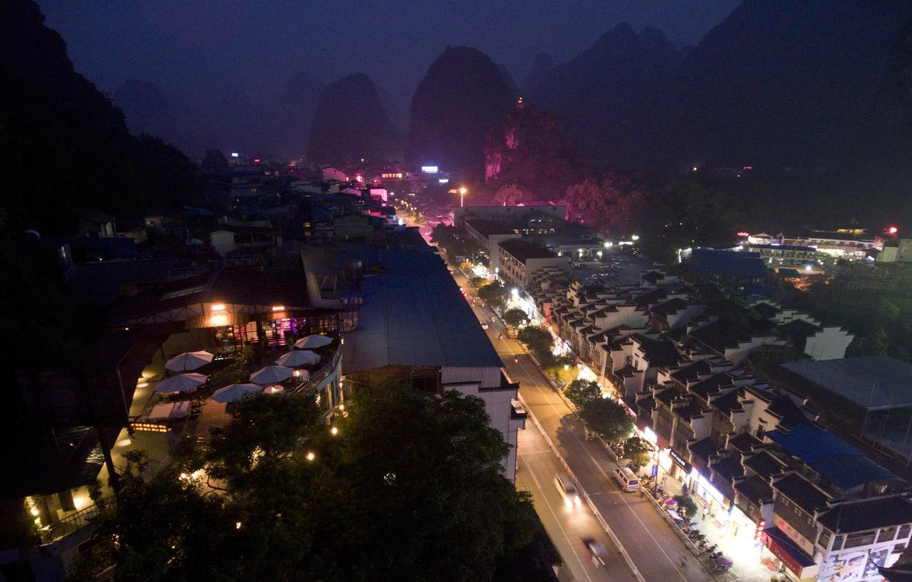 Fanli Hotel Yangshuo West Street Ґуйлінь Екстер'єр фото